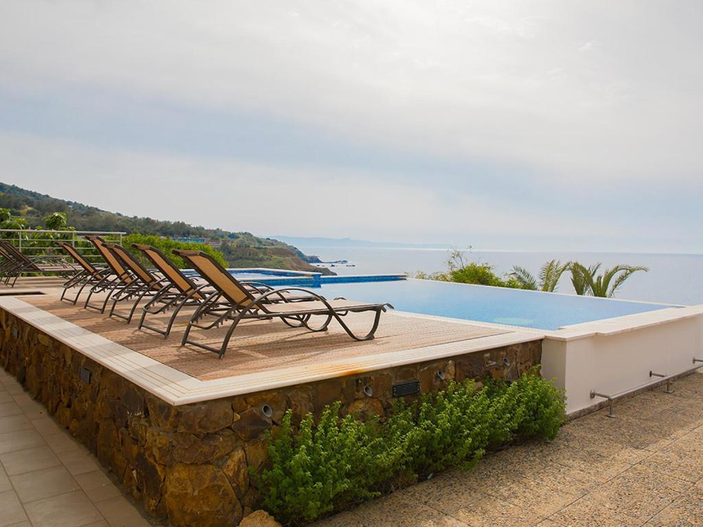 Villa Karavi Pomos Exterior foto